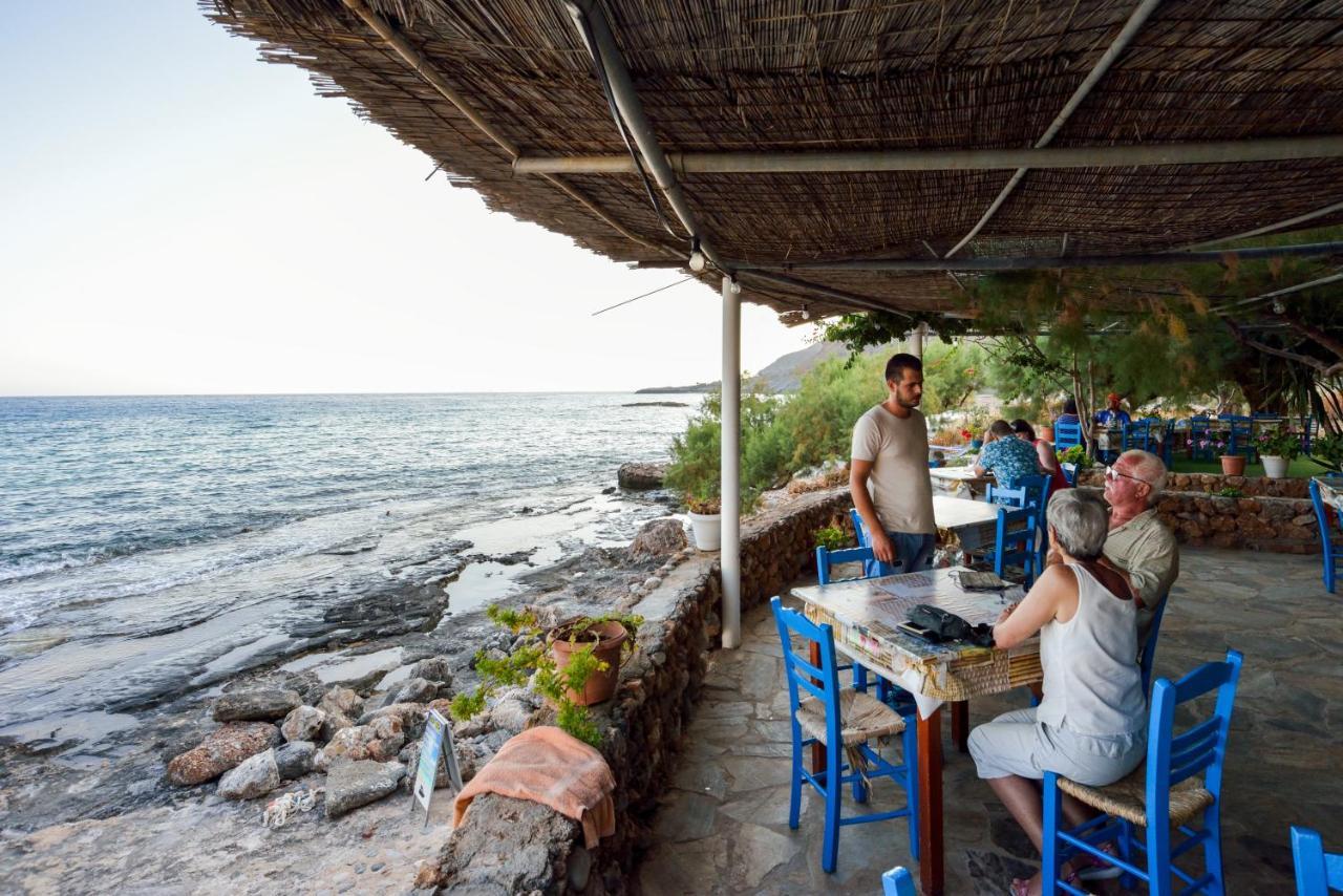 Taverna Akrogiali Loutro Exterior photo