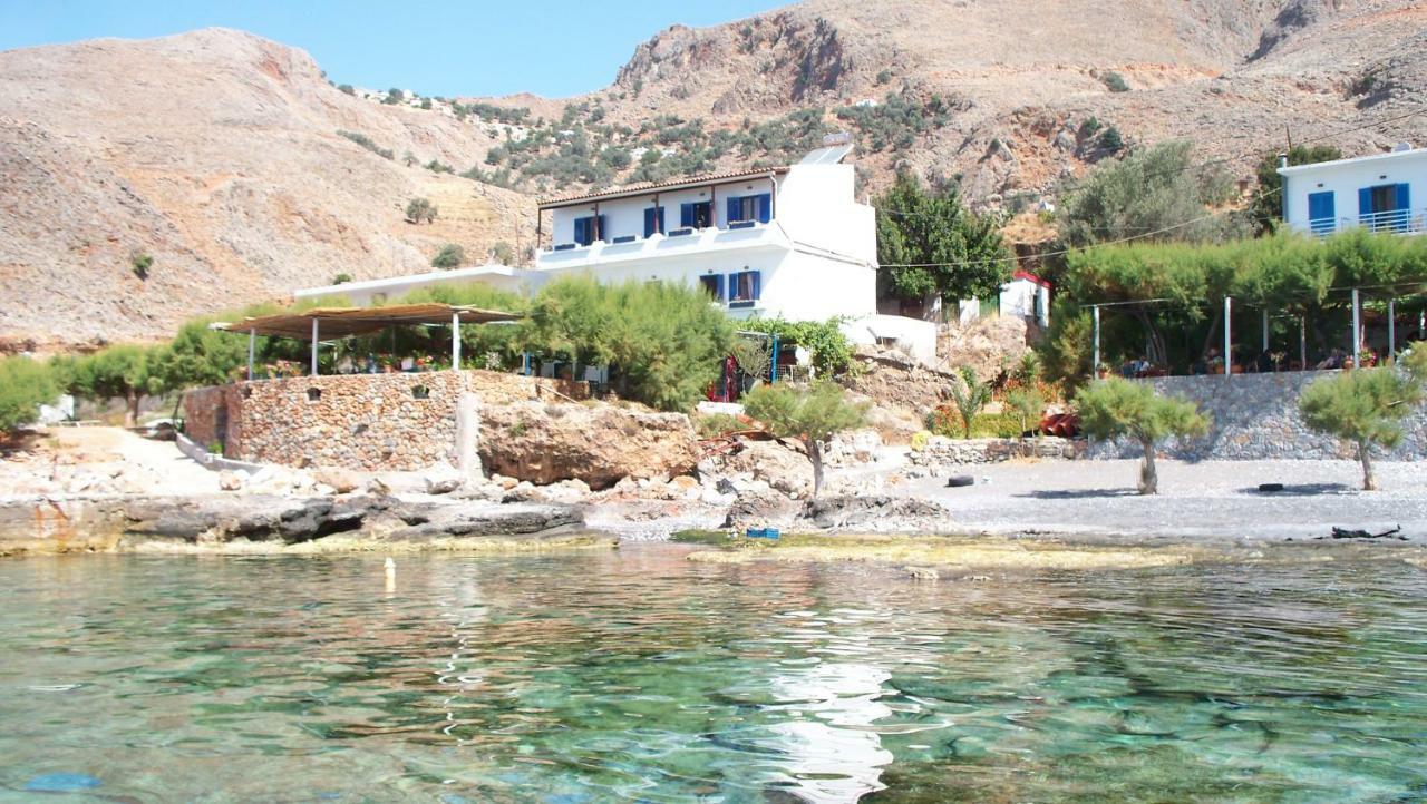 Taverna Akrogiali Loutro Exterior photo