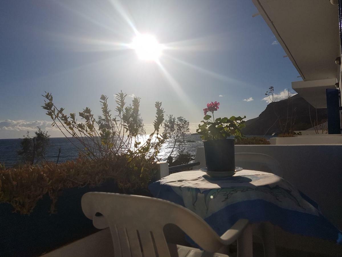 Taverna Akrogiali Loutro Exterior photo